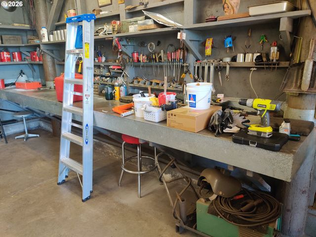 2300 Ne 46TH St, Vancouver, WA 98663