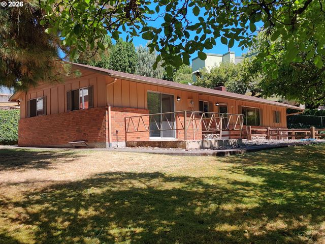 2300 Ne 46TH St, Vancouver, WA 98663