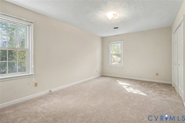 5247 S Prestonwood Ave, Chesterfield, VA 23234