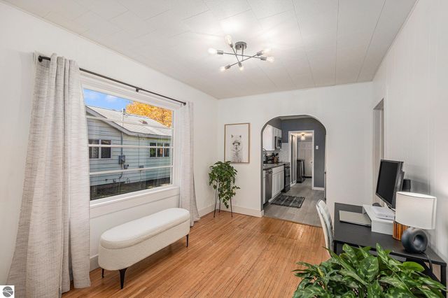 915 Hannah Avenue, Traverse City, MI 49686