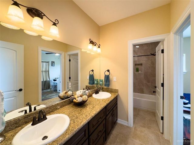 4105 Stillwater Cove, Edinburg, TX 78542