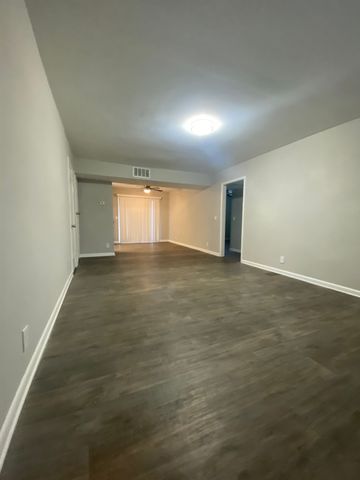 126 Walton Ferry Rd Apt F2, Hendersonville, TN 37075