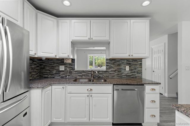 659 S Newark Court, Aurora, CO 80012