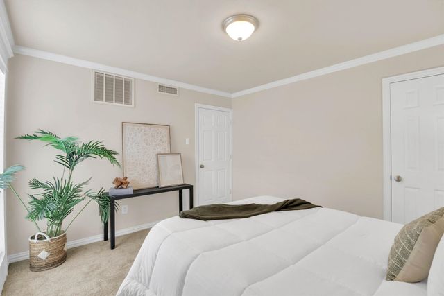 2702 Douglas Avenue 125, Dallas, TX 75219