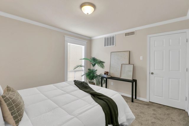 2702 Douglas Avenue 125, Dallas, TX 75219