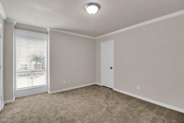 2702 Douglas Avenue 125, Dallas, TX 75219