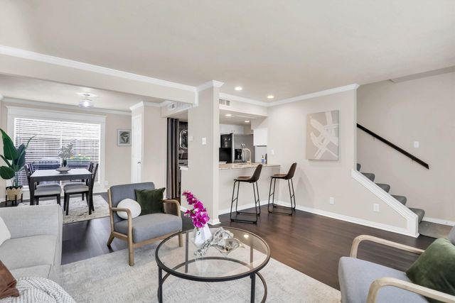 2702 Douglas Avenue 125, Dallas, TX 75219