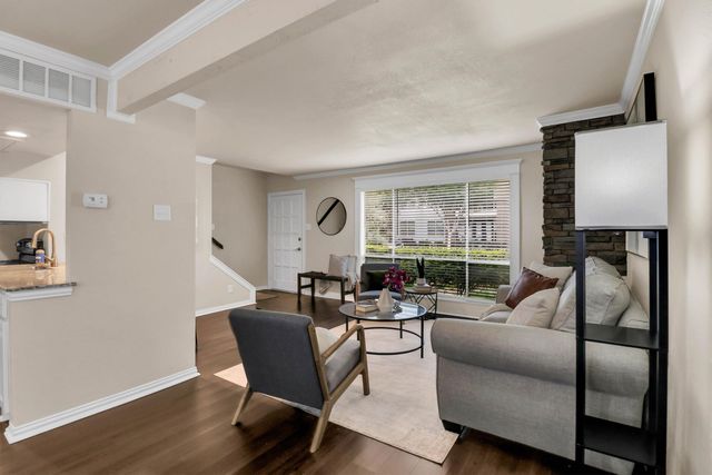 2702 Douglas Avenue 125, Dallas, TX 75219
