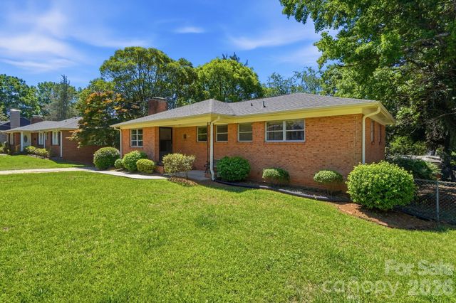 722 Seneca Place, Charlotte, NC 28210