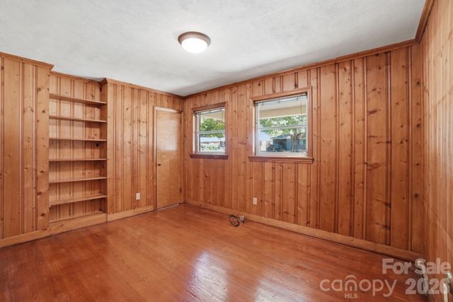 722 Seneca Place, Charlotte, NC 28210