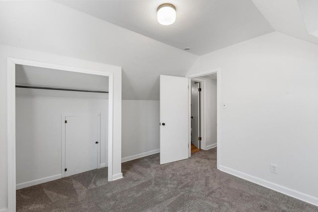 1919 E Norwich AVENUE, Saint Francis, WI 53235
