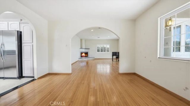 317 S Canon Drive, Beverly Hills, CA 90212