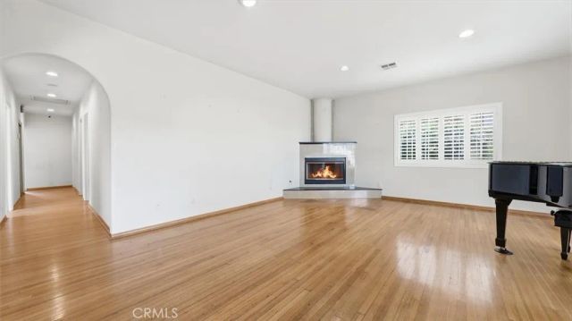 317 S Canon Drive, Beverly Hills, CA 90212