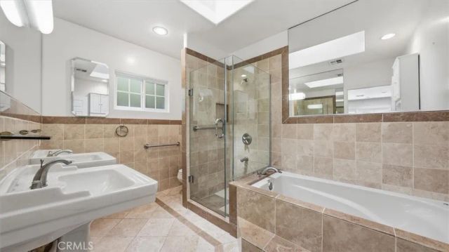 317 S Canon Drive, Beverly Hills, CA 90212