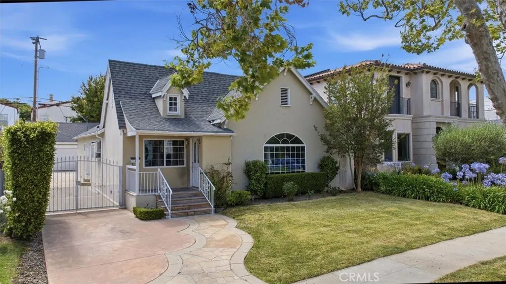 317 S Canon Drive, Beverly Hills, CA 90212