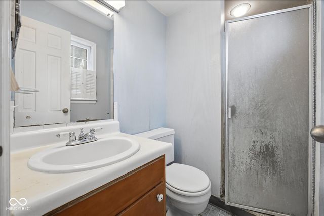 1576 Crest Drive, Shelbyville, IN 46176