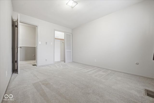 1576 Crest Drive, Shelbyville, IN 46176