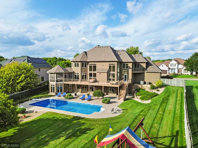 6102 Creek Ridge Court, Minnetonka, MN 55345