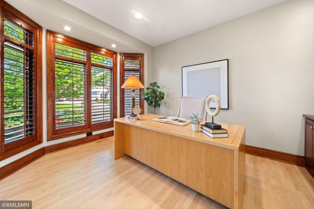 6102 Creek Ridge Court, Minnetonka, MN 55345