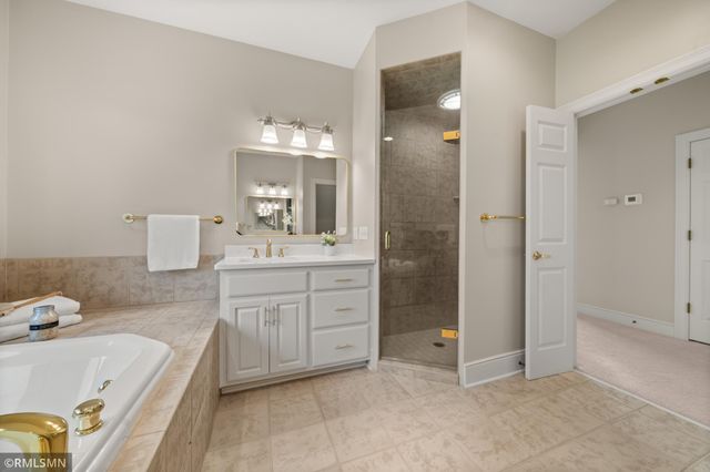 6102 Creek Ridge Court, Minnetonka, MN 55345