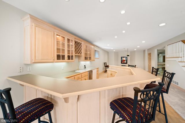 6102 Creek Ridge Court, Minnetonka, MN 55345