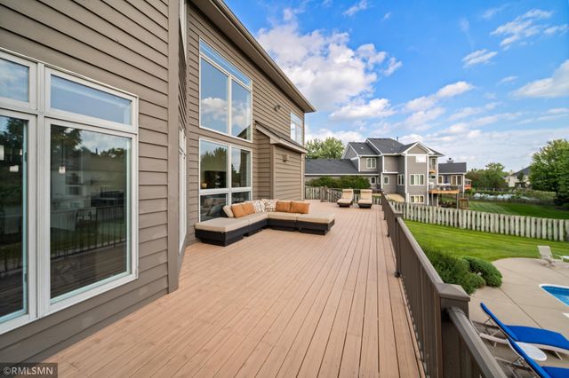 6102 Creek Ridge Court, Minnetonka, MN 55345
