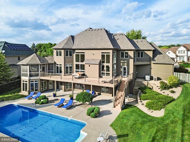6102 Creek Ridge Court, Minnetonka, MN 55345