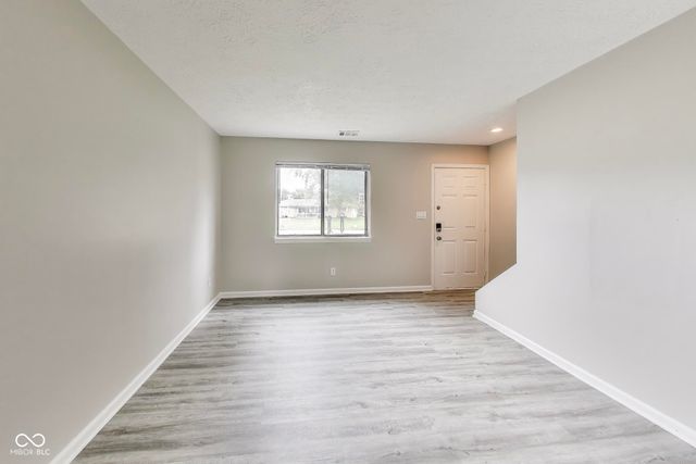 9455 9457 Huggin Hollow Road, Martinsville, IN 46151