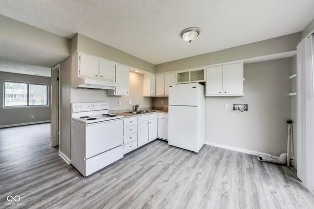 9455 9457 Huggin Hollow Road, Martinsville, IN 46151