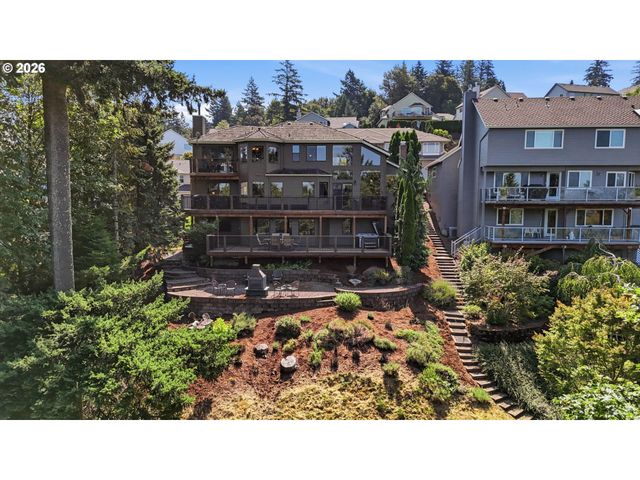 7823 Se 140TH Dr, Portland, OR 97236