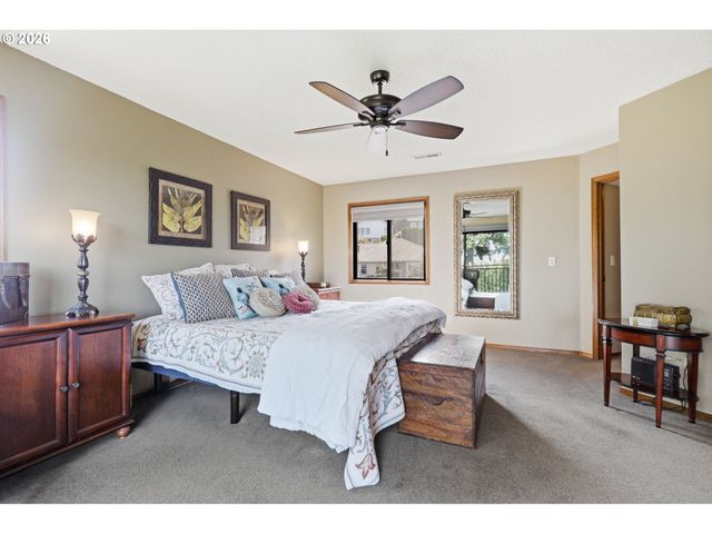 7823 Se 140TH Dr, Portland, OR 97236