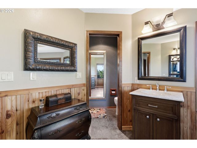 7823 Se 140TH Dr, Portland, OR 97236
