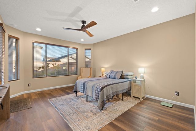 6028 Hardin Drive SE, Albuquerque, NM 87106