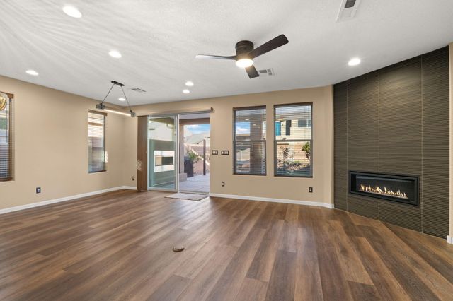 6028 Hardin Drive SE, Albuquerque, NM 87106