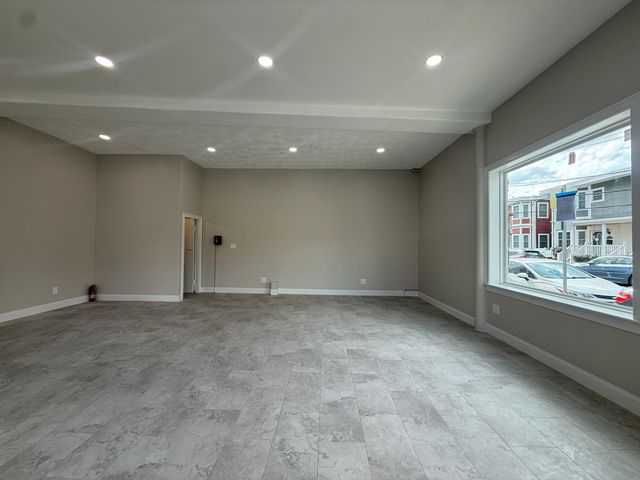 21 Ford St 1, Boston, MA 02128