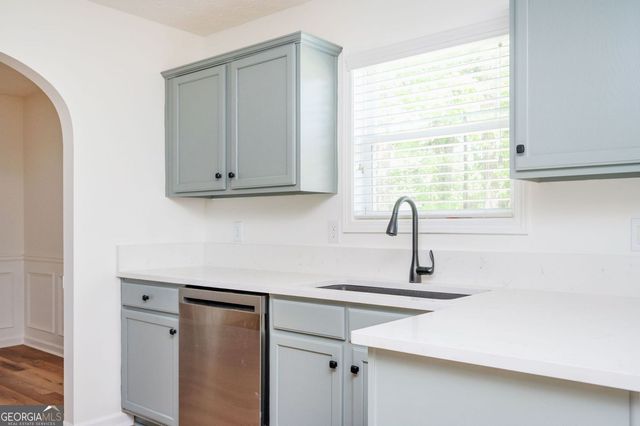 306 Day Lily Way, Villa Rica, GA 30180