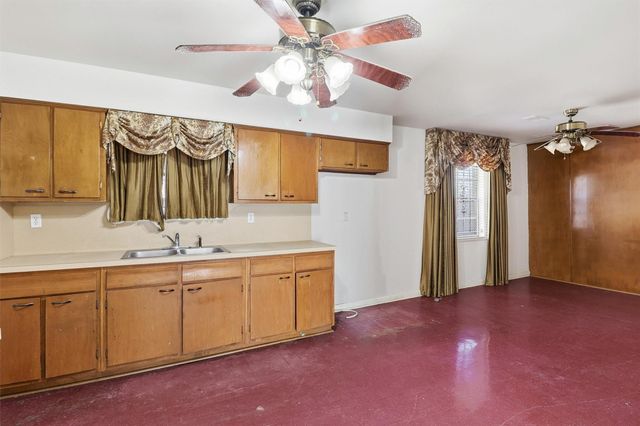 5215 Grace Point Lane, Houston, TX 77048