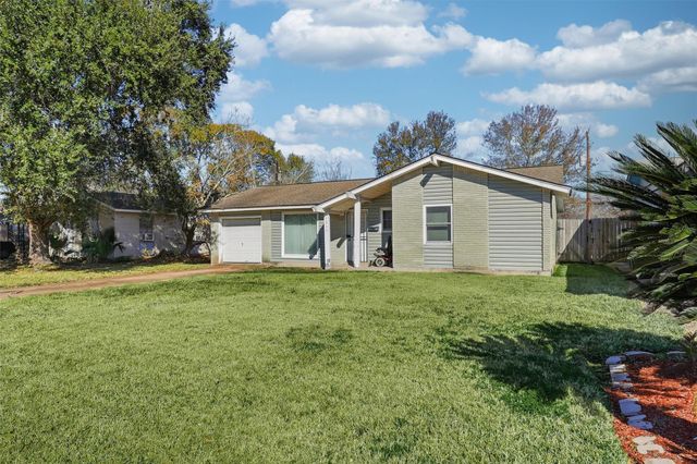 5215 Grace Point Lane, Houston, TX 77048