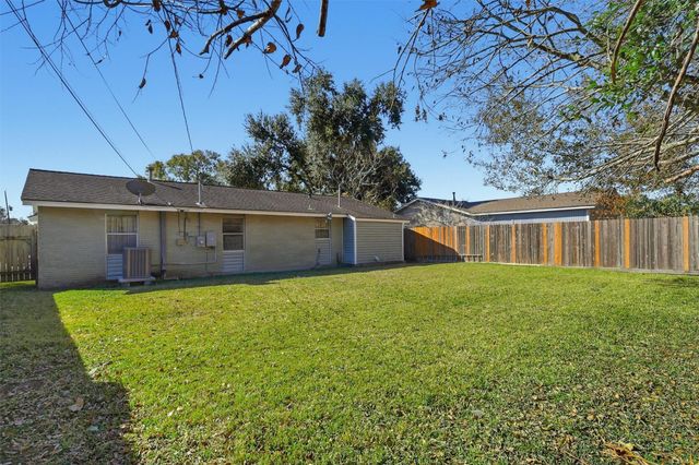 5215 Grace Point Lane, Houston, TX 77048