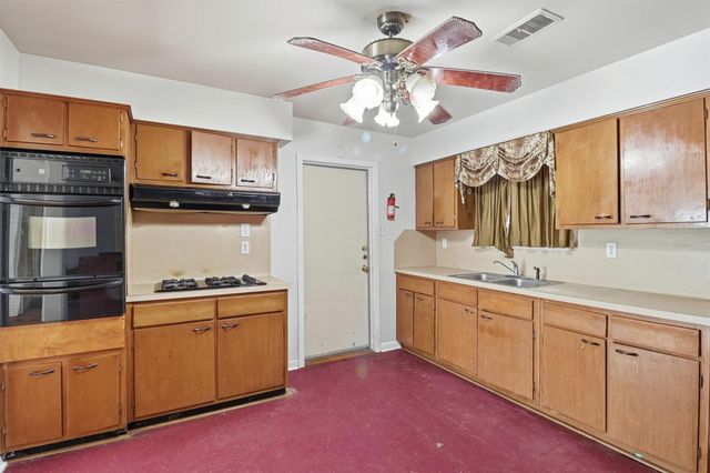 5215 Grace Point Lane, Houston, TX 77048