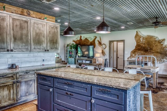 1850 Lcr 439, Mexia, TX 76667