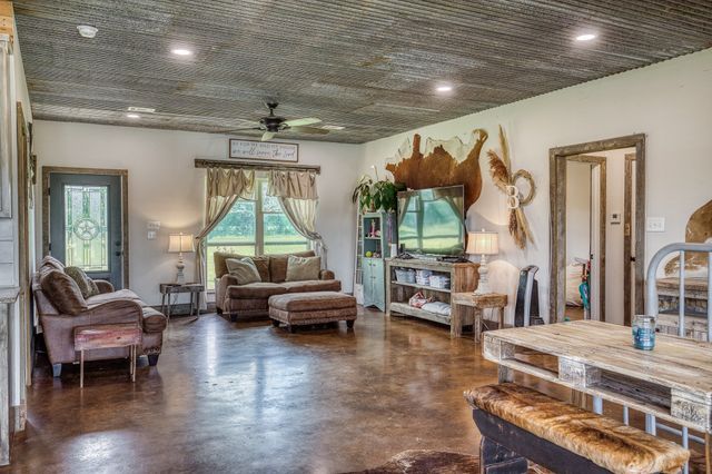 1850 Lcr 439, Mexia, TX 76667