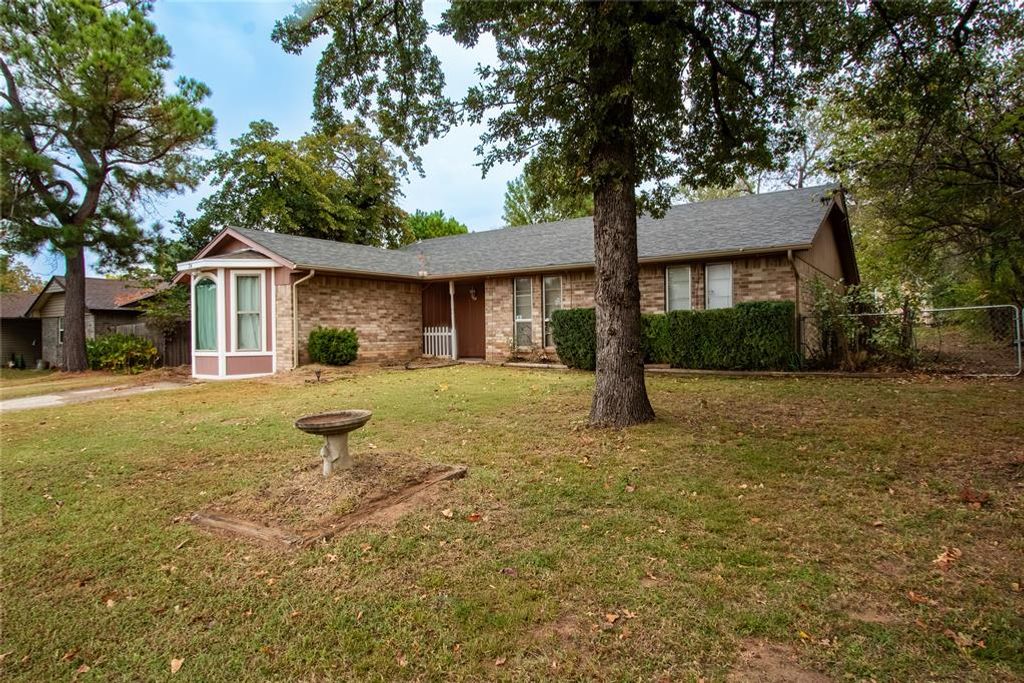 714 Oak Park Drive, Choctaw, OK 73020
