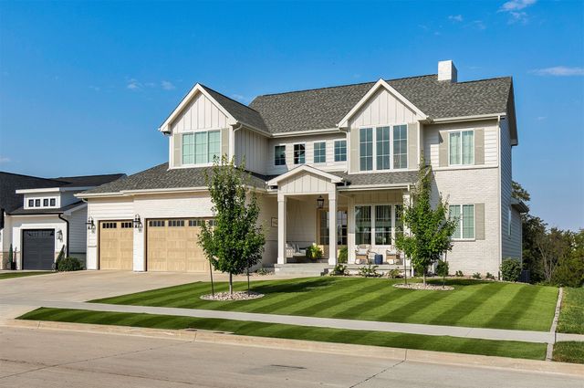 3612 NW 178th Court, Clive, IA 50325