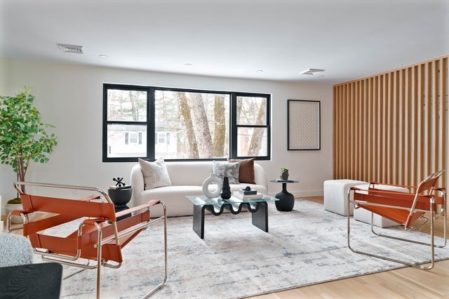 8 Emily Road, Framingham, MA 01701