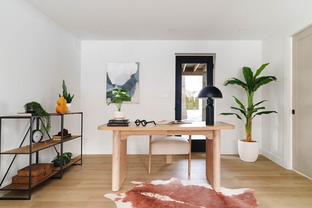 8 Emily Road, Framingham, MA 01701