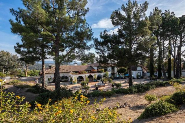 2763 W VICTORIA DR, Alpine, CA 91901