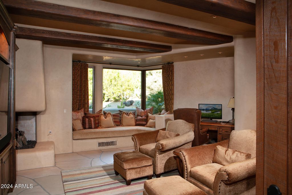 Image 13 of property listing at 10040 E HAPPY VALLEY Road 504, Scottsdale, AZ 85255