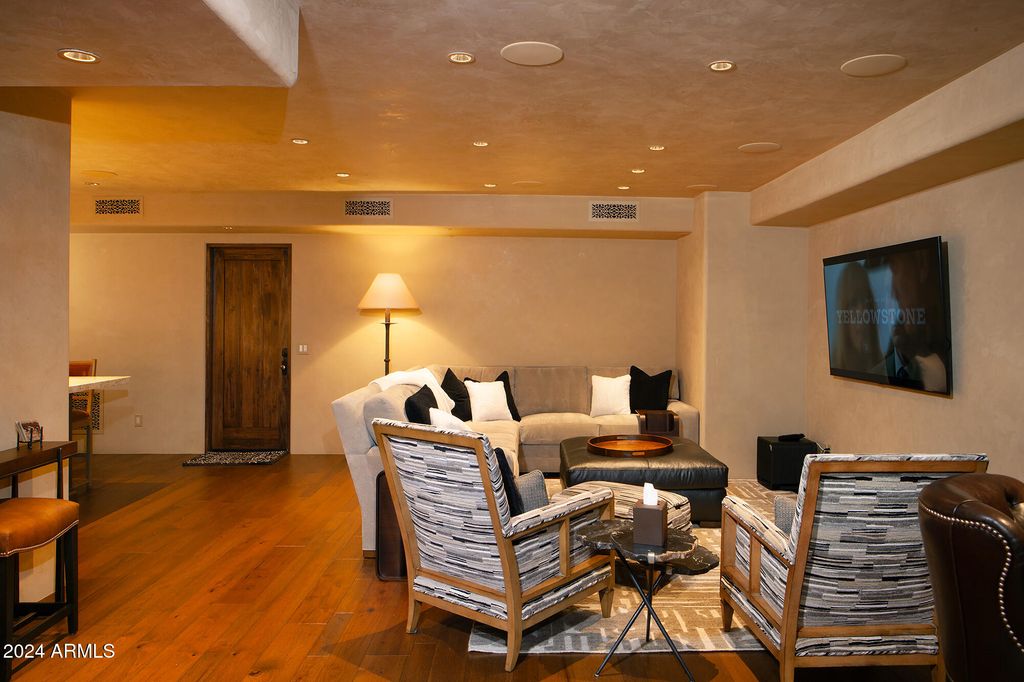 Image 15 of property listing at 10040 E HAPPY VALLEY Road 504, Scottsdale, AZ 85255