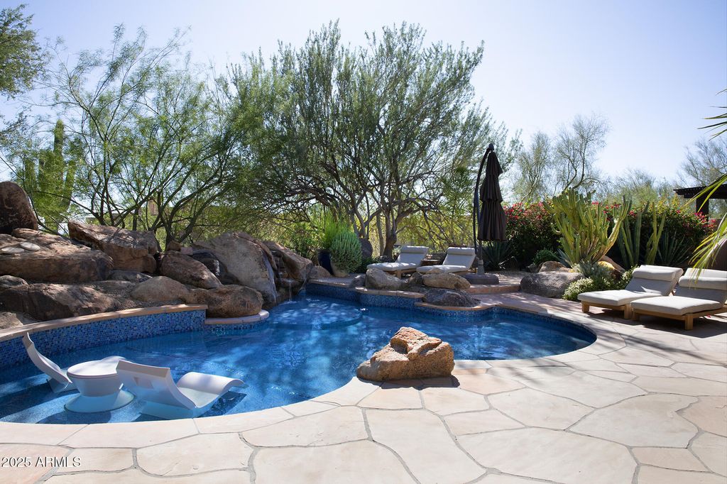 Image 36 of property listing at 10040 E HAPPY VALLEY Road 504, Scottsdale, AZ 85255